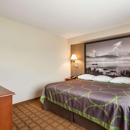 Super 8 By Wyndham Abbotsford Bc Hotel Exterior foto