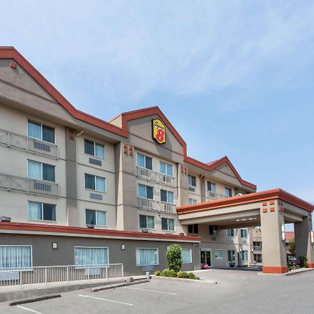 Super 8 By Wyndham Abbotsford Bc Hotel Exterior foto