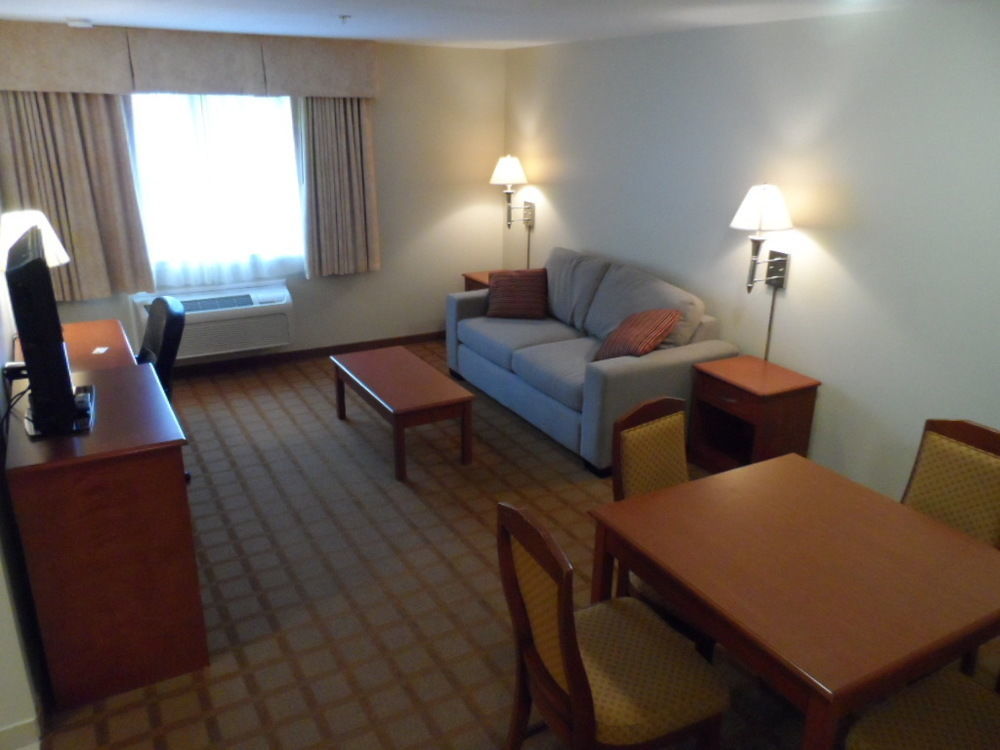 Super 8 By Wyndham Abbotsford Bc Hotel Exterior foto